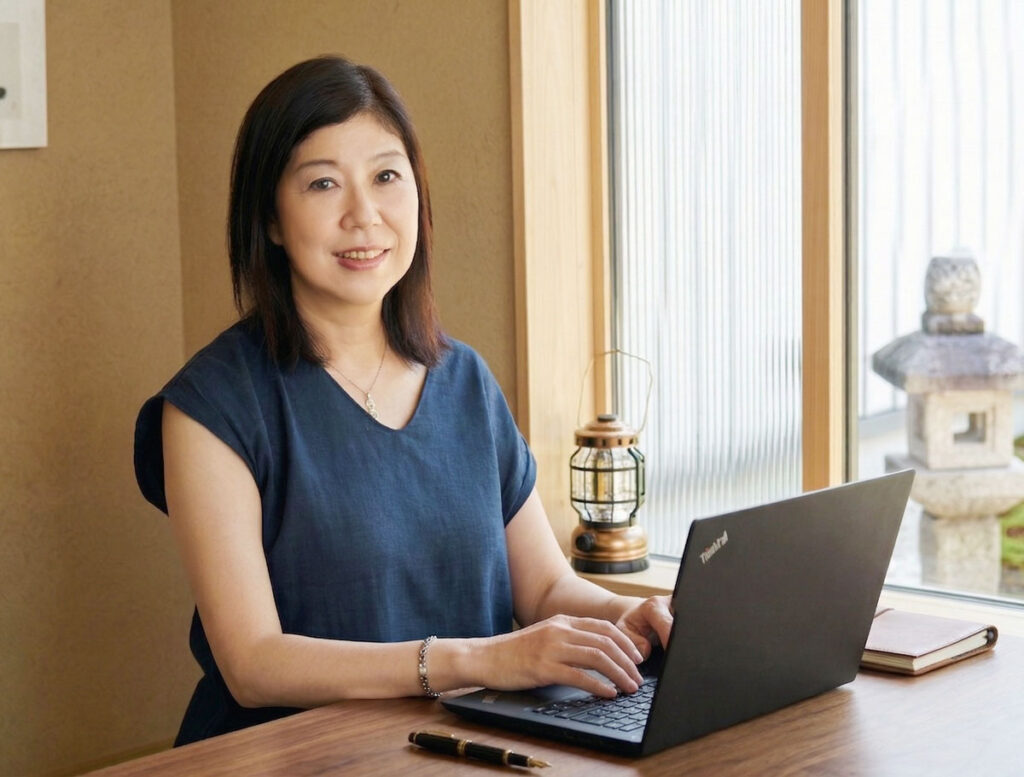 プロフィール　真魚